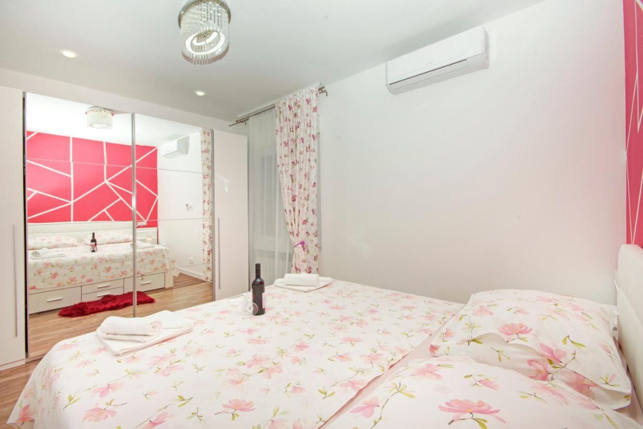 Villa Naomi Сплит Екстериор снимка