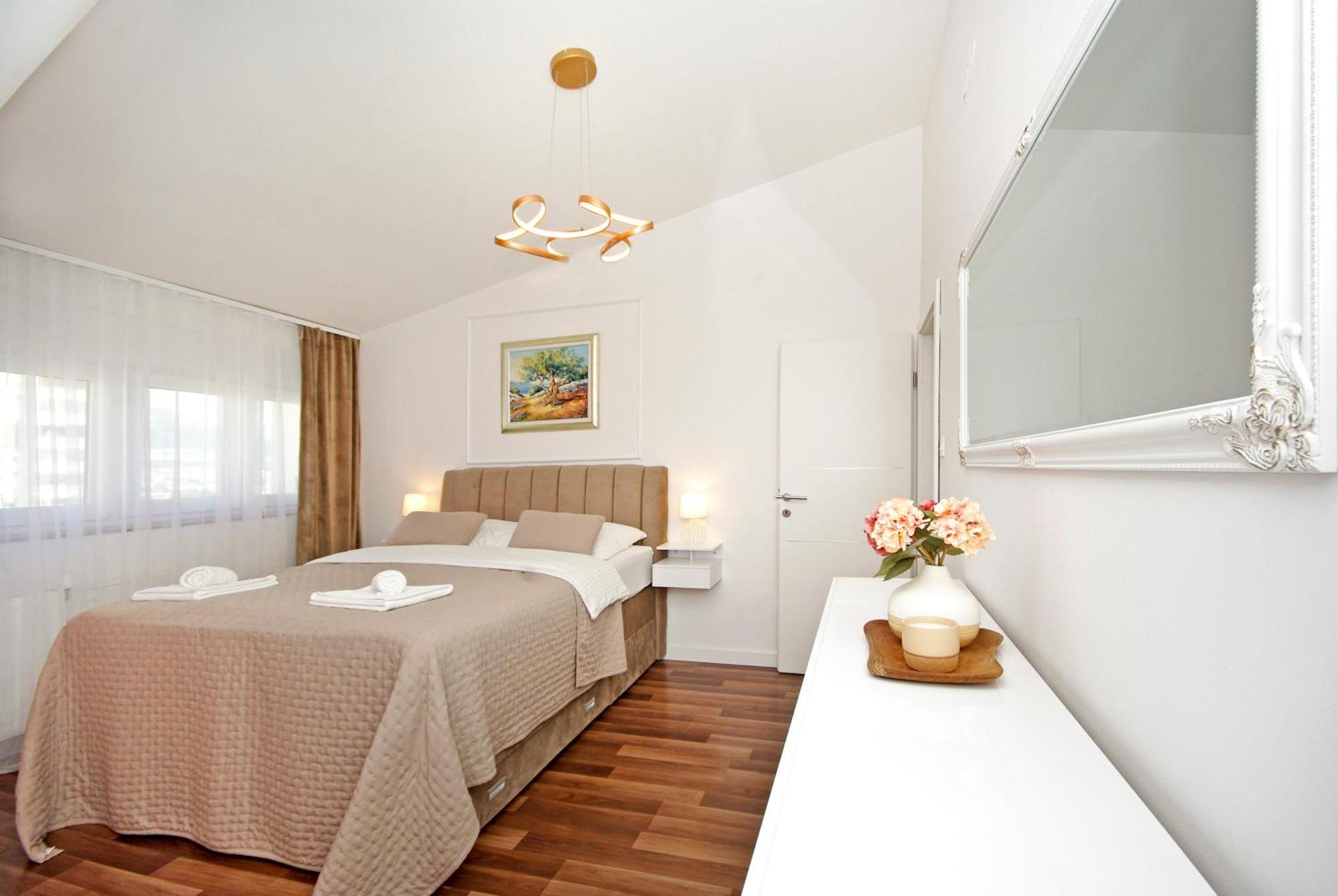 Villa Naomi Сплит Екстериор снимка
